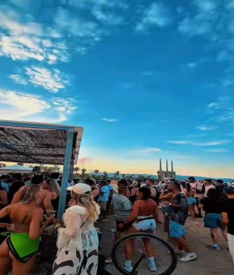 FREE BEACH PARTY: LOST X CALYPSO en Barcelona