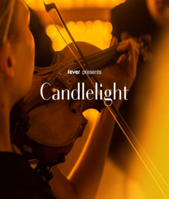 Candlelight: Tributo a Queen vs. ABBA en Pamplona