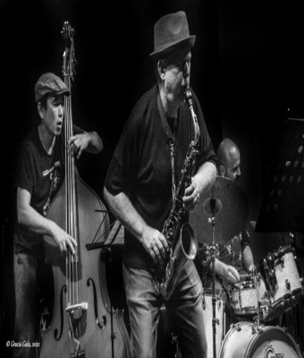 JOHN O'GALLAGHER / MASA KAMAGUCHI / ROB GARCIA en Sevilla
