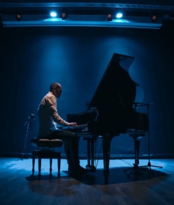 Ambient and Peaceful Piano: JAN UVE en Barcelona