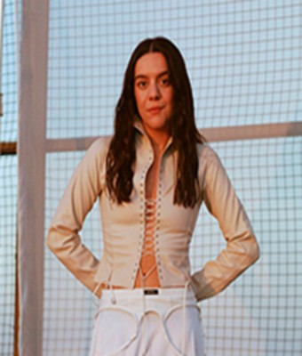 Valeria Castro - Aquarela Music en ALICANTE