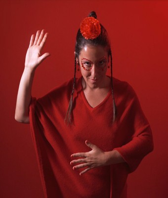 Looping Greis, la mujer-orquesta del siglo XXI en Cantabria