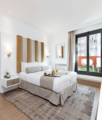 Hotel Mayorazgo: noche romántica para 2 con desayuno y más en Madrid