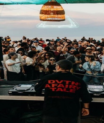 event-image
