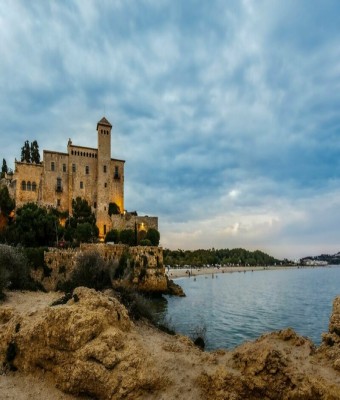 Visita racons ocults Castell de Tamarit en Tarragona