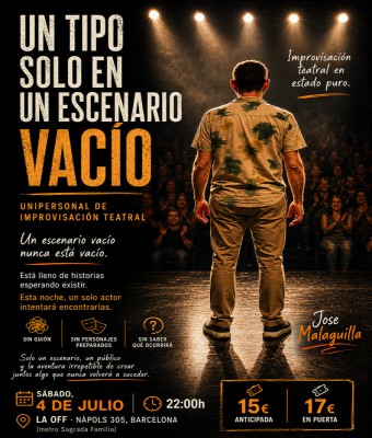 UN TIPO SOLO EN UN ESCENARIO VACÍO en Barcelona