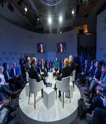 Mesa de debate Claves para el buen gobierno: profesionalización de la dirección del sector público en Sevilla
