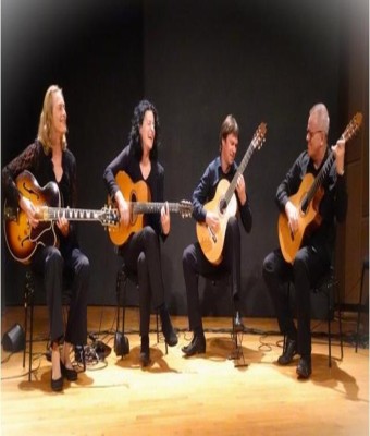 guitar4friends: Noche de las guitarras en la iglesia Apostel‐Paulus‐Kirche de Berlín
