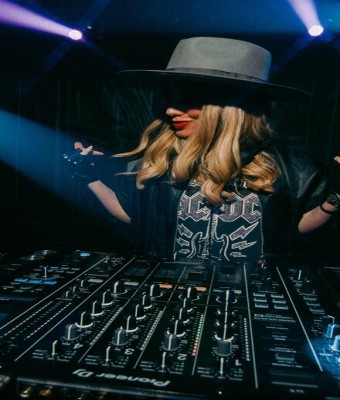 Milkshake + Karamelo Club en Barcelona