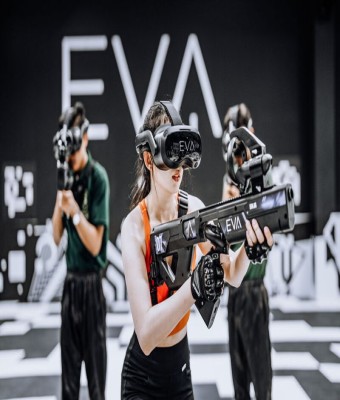 EVA Madrid | Batallas VR en la Arena Más Grande del Mundo en Coslada