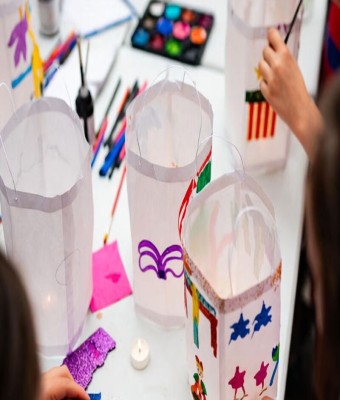 Taller Infantil de Farolitos de Navidad – 27/12 en L’Estació Espai Gastronò en Ciutat Vella