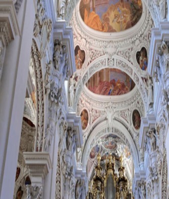 Jazz en la Catedral — RUEDA DE ORACIÓN en la Catedral de San Esteban en Viena