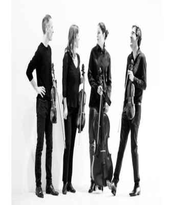 Adamello Quartett en los conciertos dominicales de Clärchen en la Sala de los Espejos en Berlín
