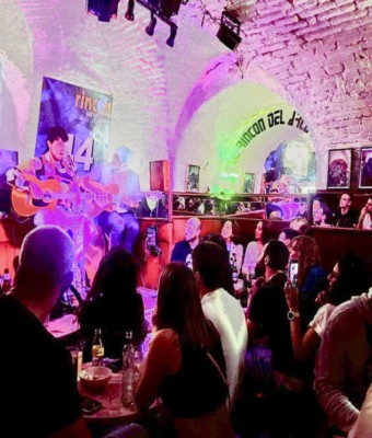 event-image