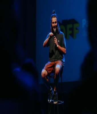Incendio Open Mic - Noche de monólogos en Granada