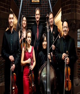 Kammersolisten Berlin: Vivaldi, Las cuatro estaciones en la catedral francesa en Berlín