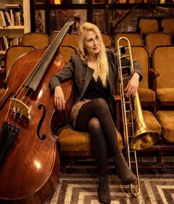ZOE AND THE LONG PLAY BAND (Blues, R&B, Swing, Italian Swing) en Barcelona