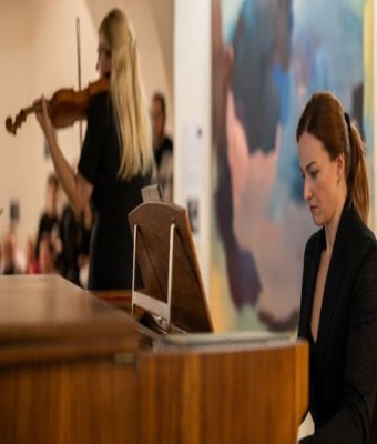 Todo checo: Concierto clásico con vino y delicias en Praga