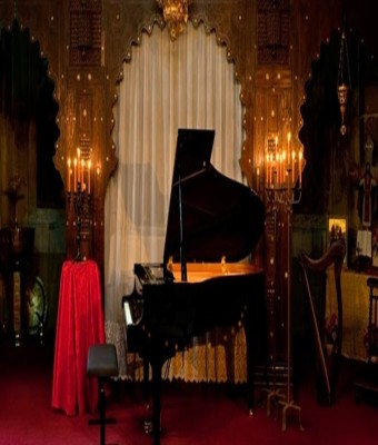 event-image