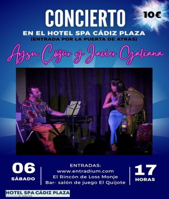 AYSU ÇÖĞÜR Y JAVIER GALIANA en Cádiz