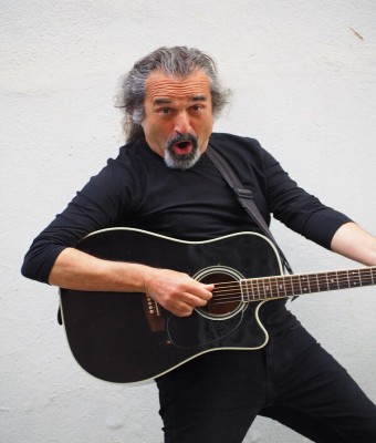 Daniel Higiénico en Barcelona (El Medi)