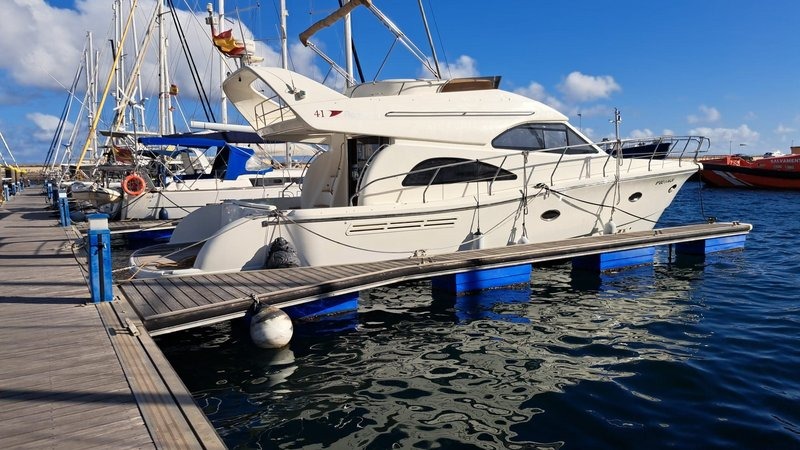 Experiencia única: Alquiler de yates de lujo en Santa Cruz de Tenerife