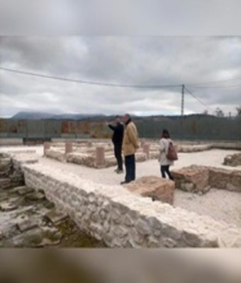 Visita a la Villa del Mitra en CABRA