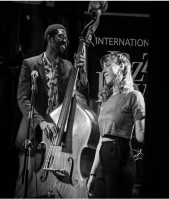 "VOZ EN CONTRA" - El Negron y Marina LLedó en Madrid