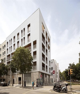 ITINERARI L'HABITATGE COOPERATIU A POBLENOU _OHB25 en Barcelona