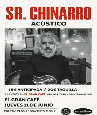 Sr. Chinarro en acústico en el Gran Café de León.