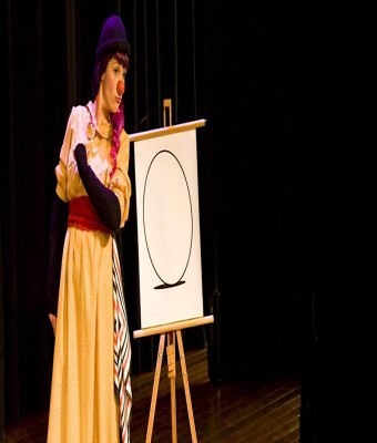 POBRECITA LA GALLINITA_Margarito y Cía_ (MENUTSBARRIS)_Teatre en Alicante (Alacant)