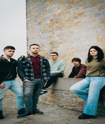 Burutik + Eskafandra en Donostia-San Sebastian