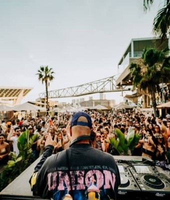 AFRODANZ pres. Pool Party con RIVO en Barcelona