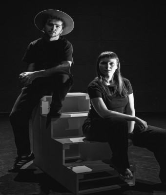 L'amor, la set en Balears, Illes