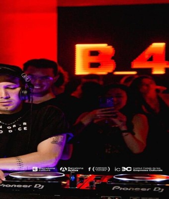 FLUG INVITES - B48_Live  en Barcelona
