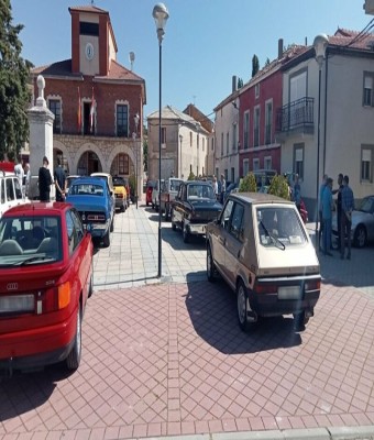 COCHES CLÁSICOS SAN MIGUEL DEL ARROYO en Valladolid